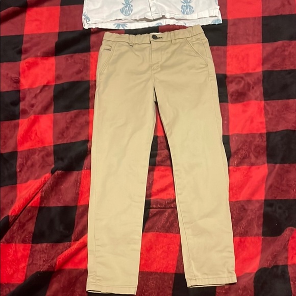 Zara boys Blue Pineapple Print Shirt and Tan Pants Set size 8 - Picture 3 of 6